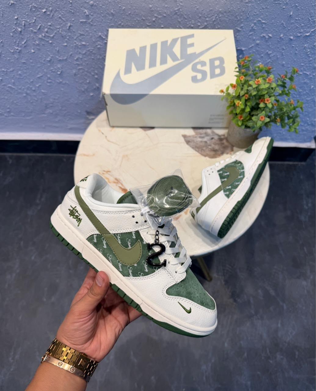 Buy Ni_kee SB Dunk Stussy White Green - Image 2