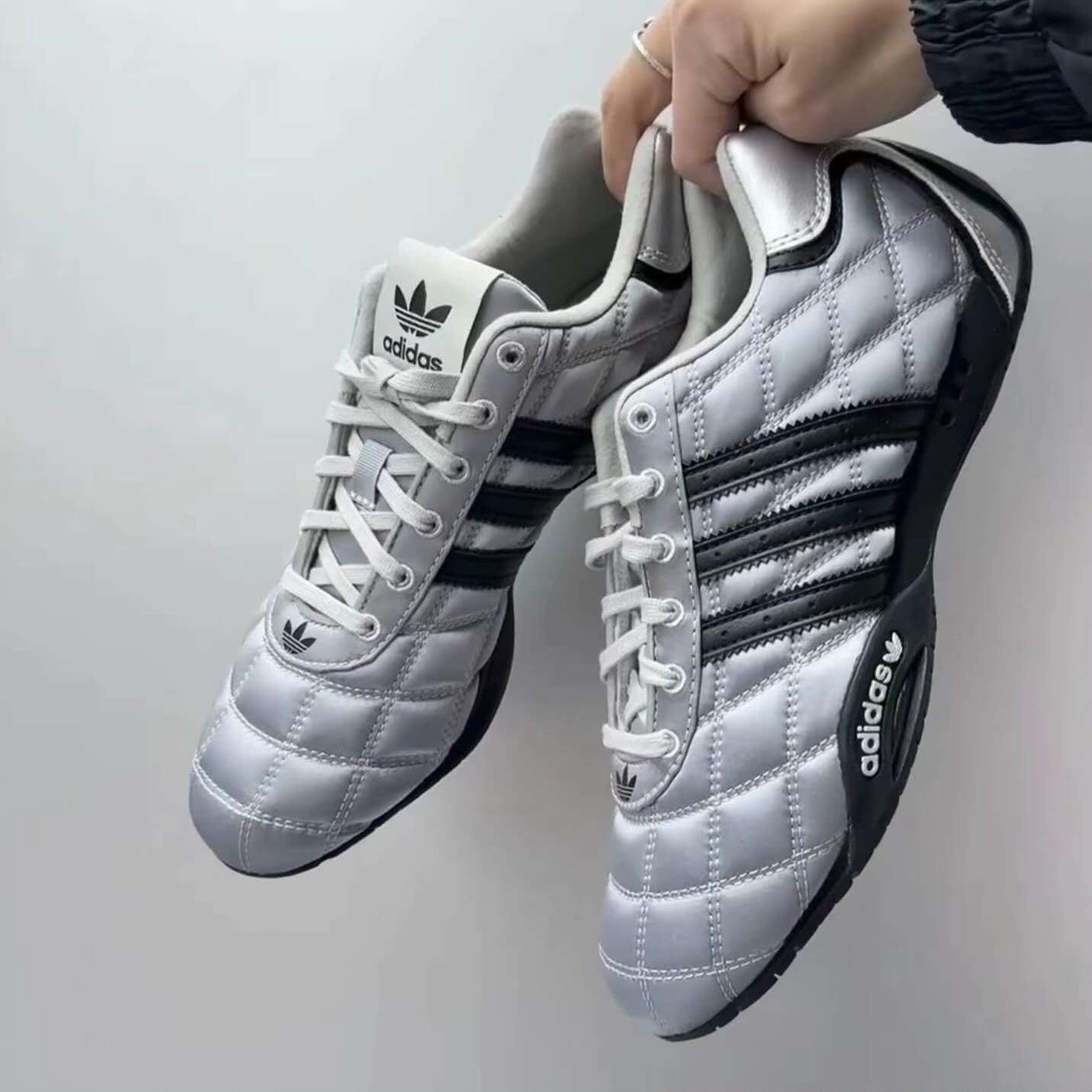 Buy Adid_ass Adiracer Low Silver Shoes - Image 4