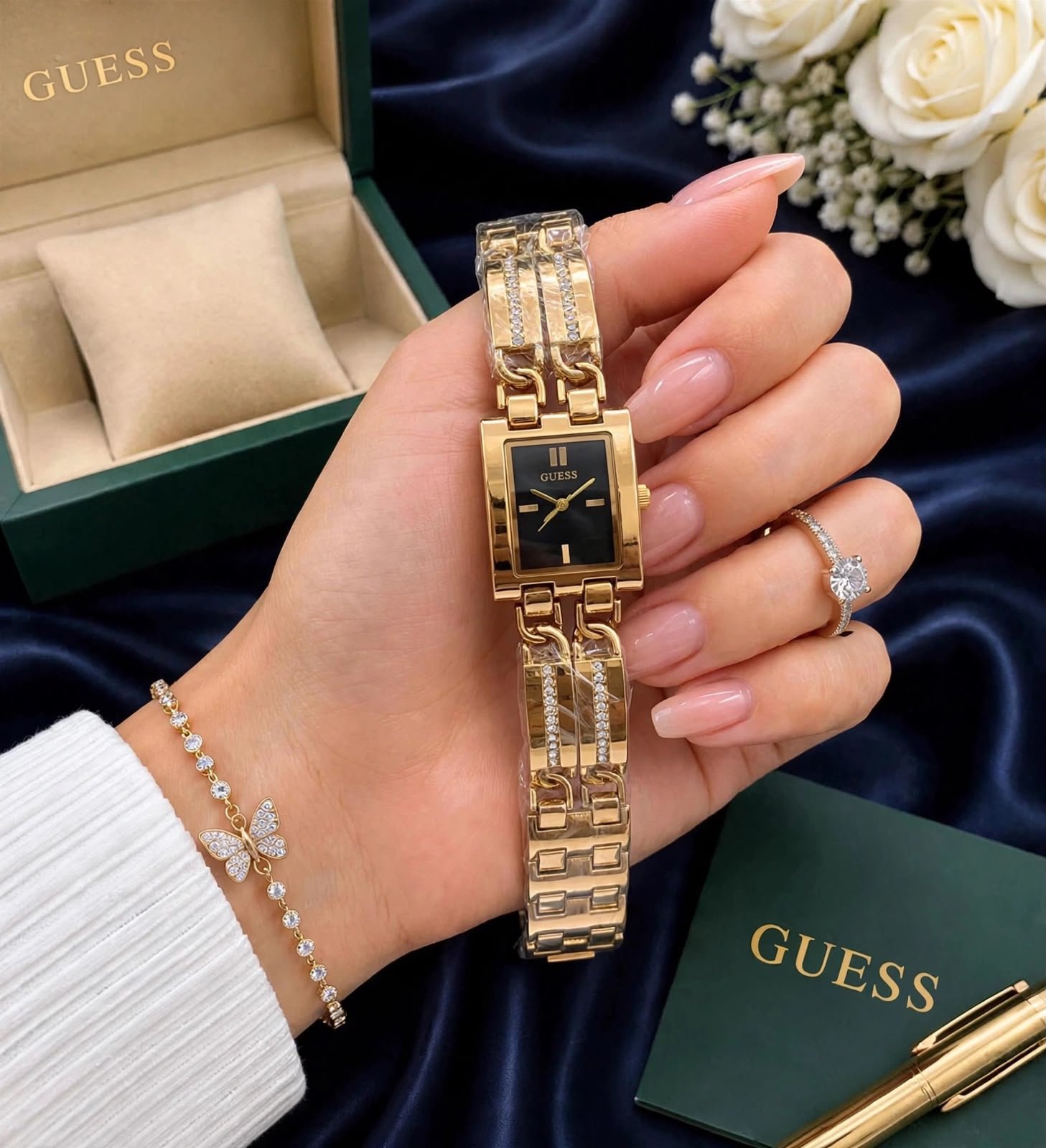 Buy GUE_SSS Elegance Bracelet Watch Online - Image 4