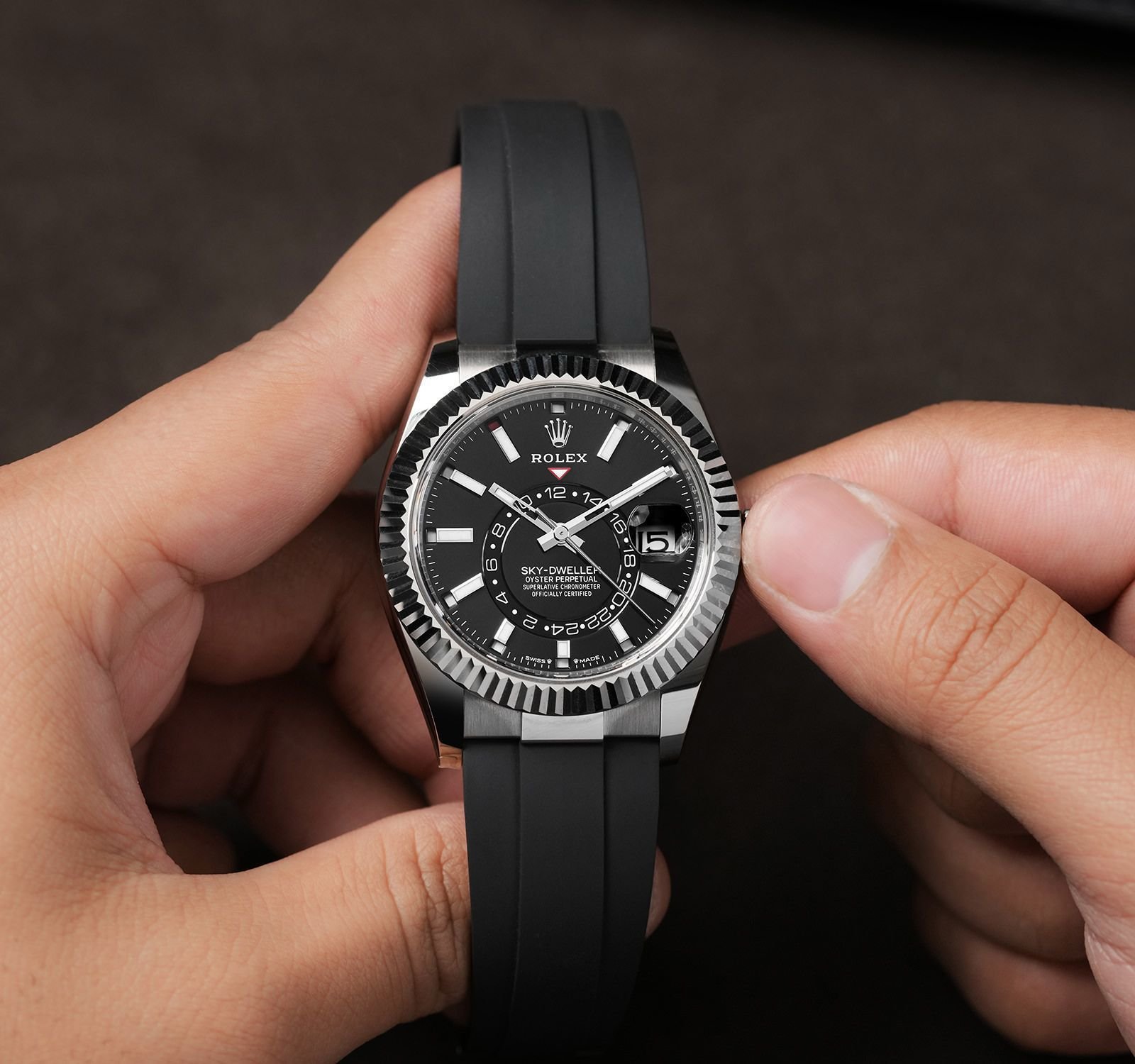 Buy Rol_exx Sky-Dweller OysterFlex Watch - Image 2