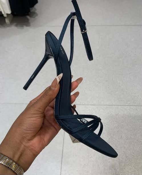 Buy Za_raa Bluish-Black Cross Strap Heels - Image 2