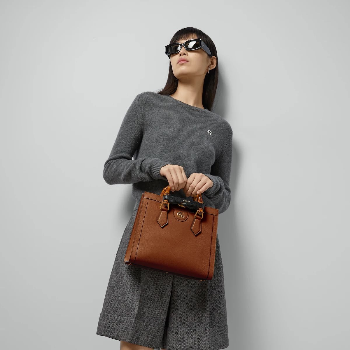 First Copy Gucci Diana Medium Tote Bag - Image 5